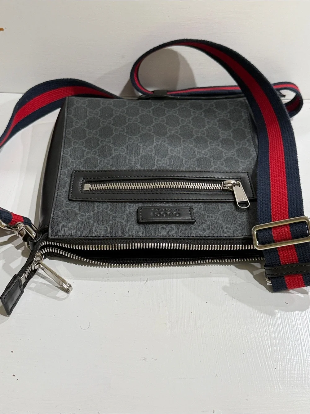 Gucci this black